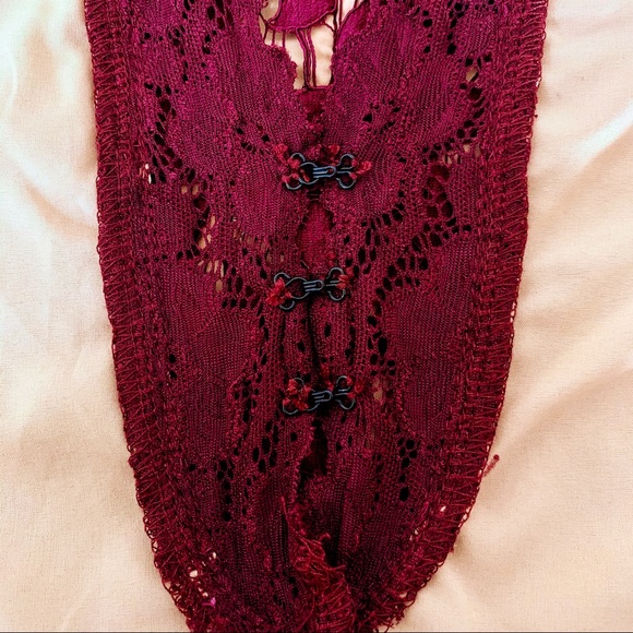 Lulu's Burgundy Long Sleeve Lace Dress Small NWOT! - Picture 10 of 15